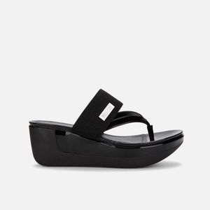 Reaction Kenneth Cole Pepea Cross Platform Sandal